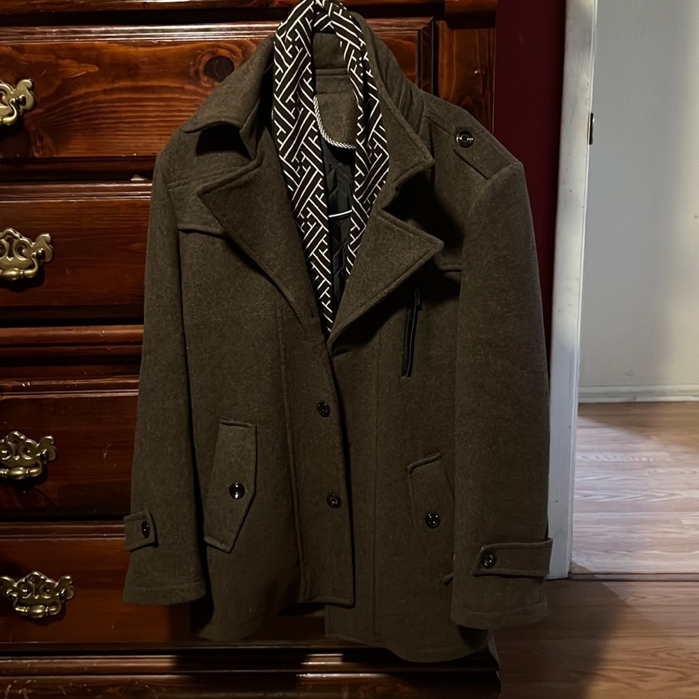 Men's Winter Woolen Business Coat With Detachable Wool Scarf